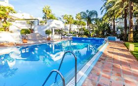 White Pearl Beach - Elviria Playa
